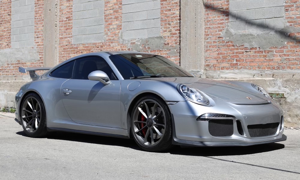2015 GT3 – GREAT SET UP FOR TRACKING! HALF CAGE, AP RACING BRAKES, RACING SEAT AND WHEEL SETS