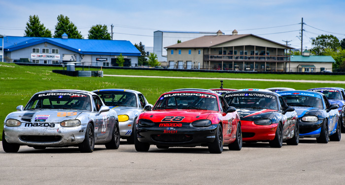 Round 2 of SM and GT Races